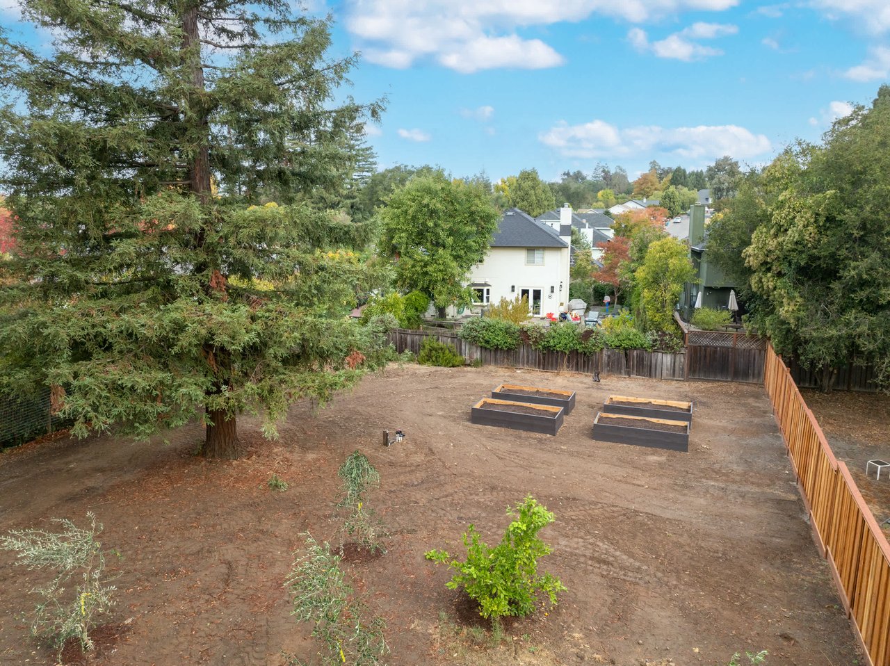Healsburg Downtown Estate