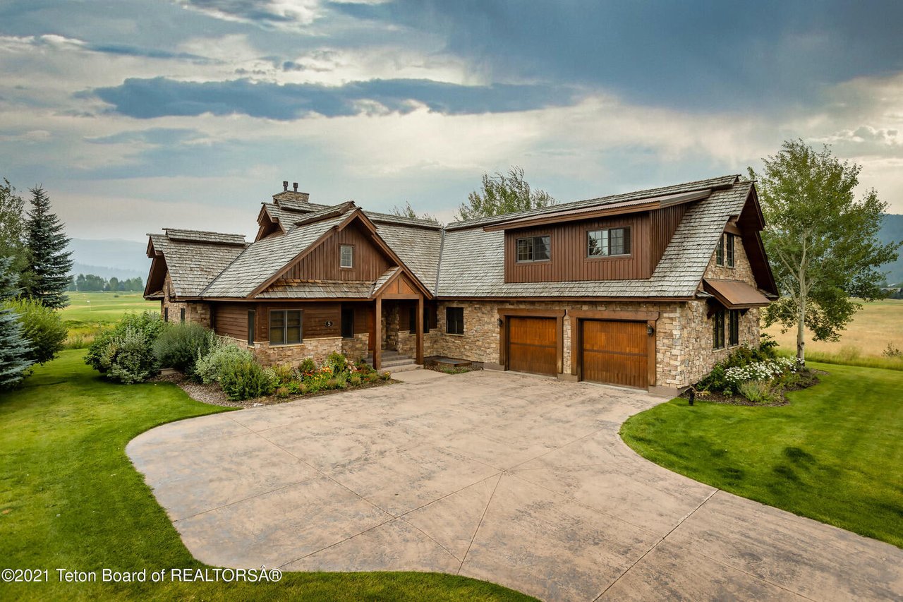 5 Cold Springs Ln