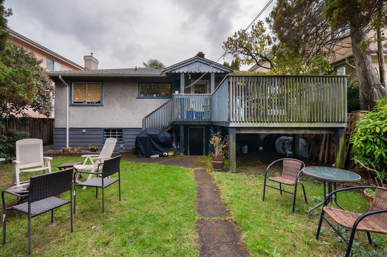161 W 45th Ave