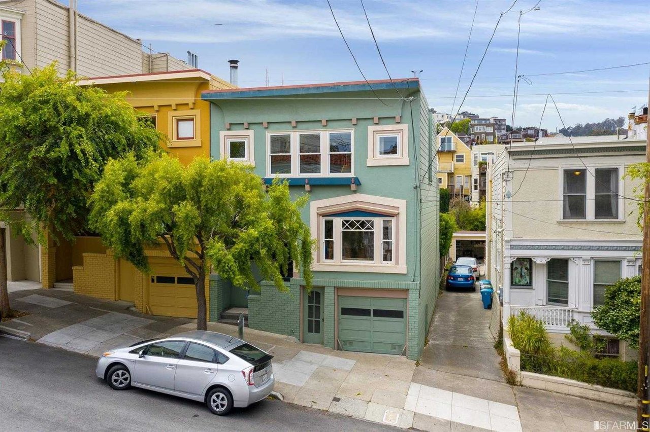 258 Diamond Street