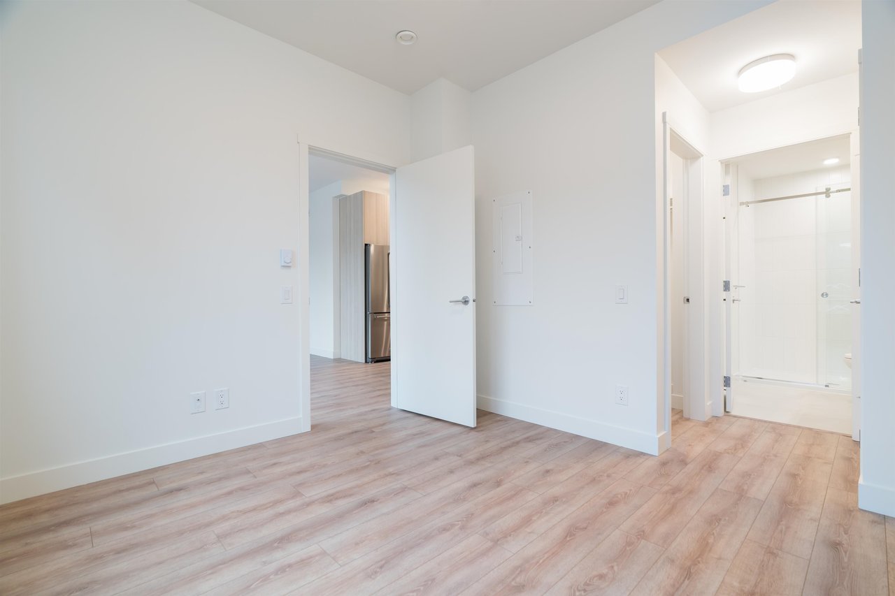 216-735 Anskar Ct