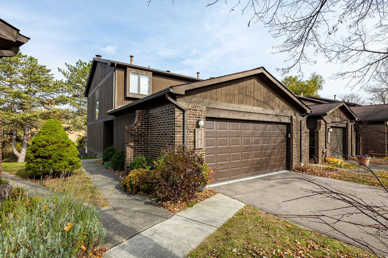 2543 Meade Ct • Ann Arbor • $435,000