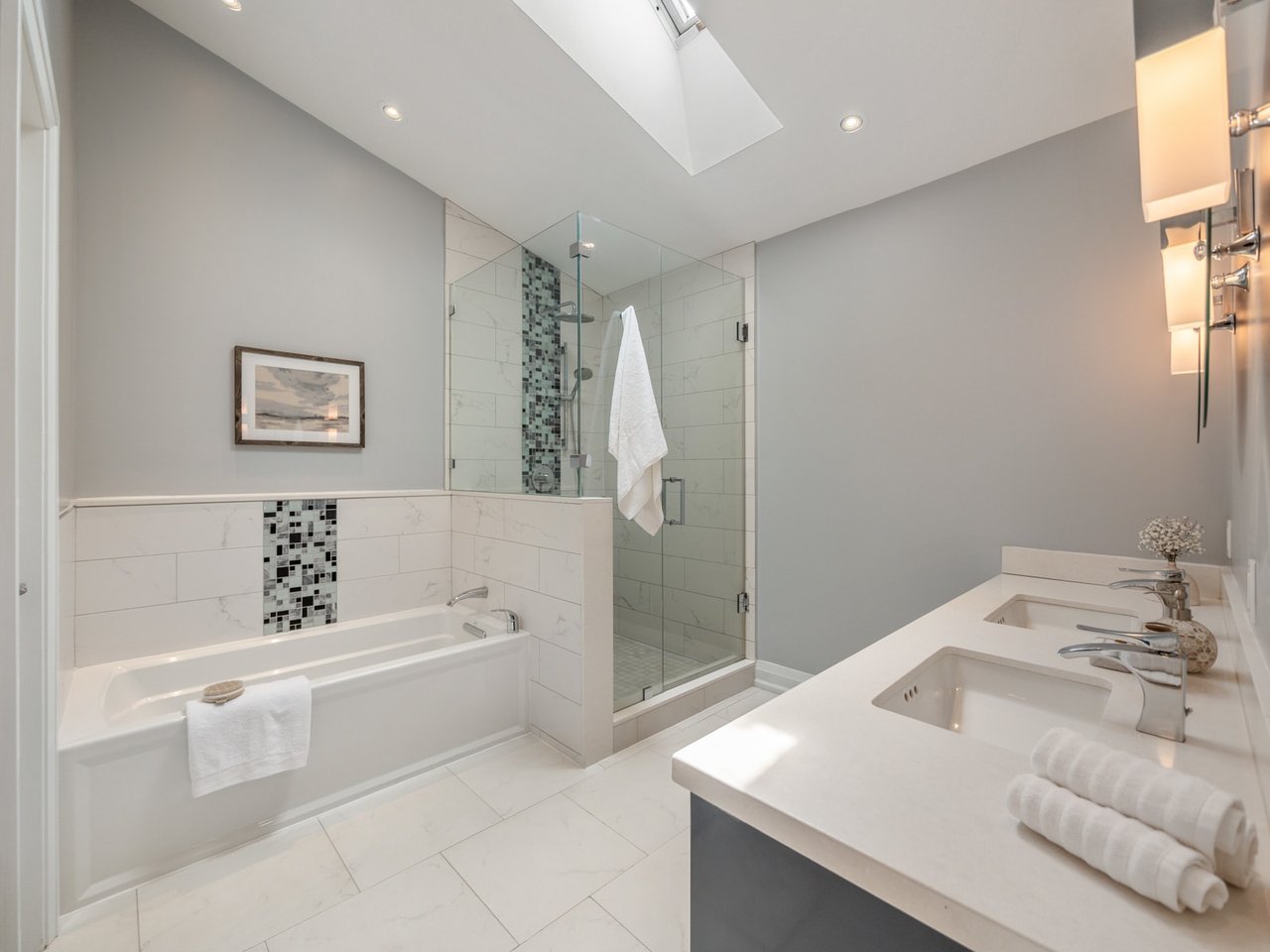 24 Elmview Dr
