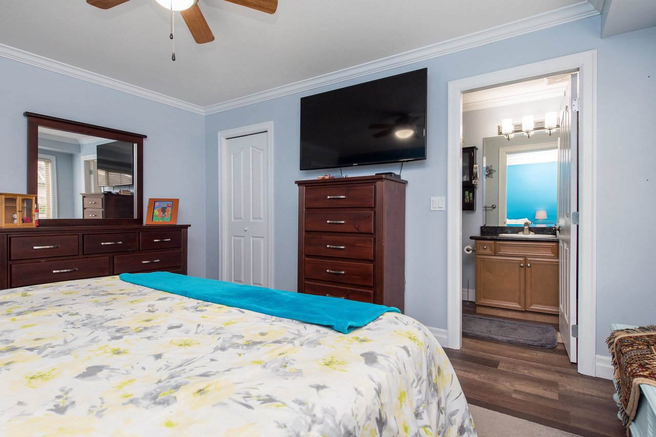 42-6450 Blackwood Ln
