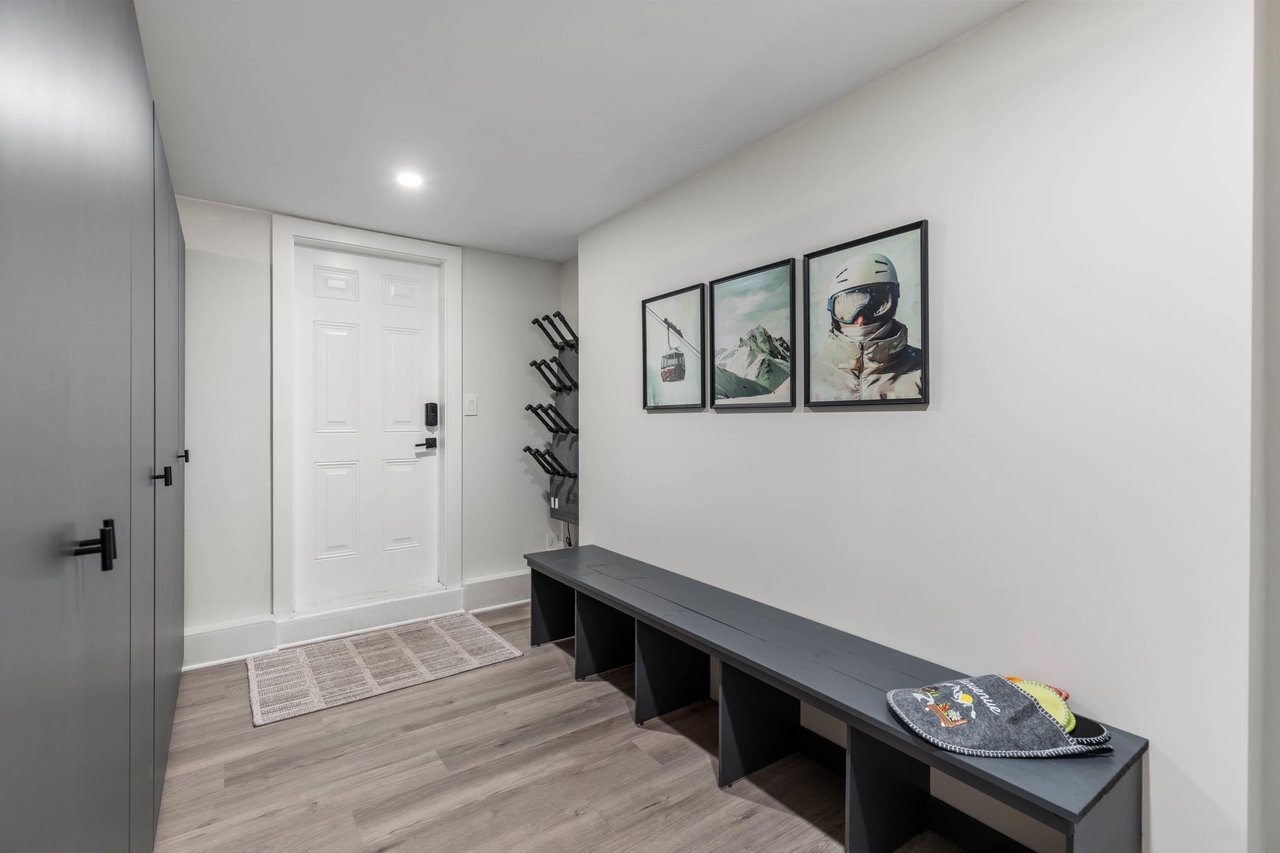 2154 Whistler Rd