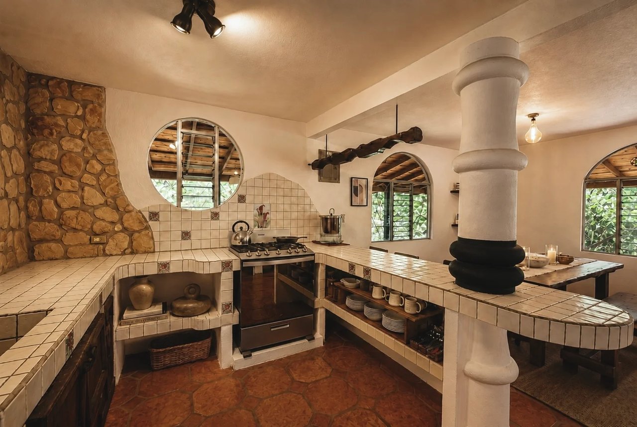 Jungle Compound With River Access, Lake Arenal, Alajuela