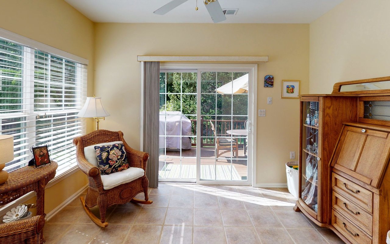 43 HONEYFLOWER LN