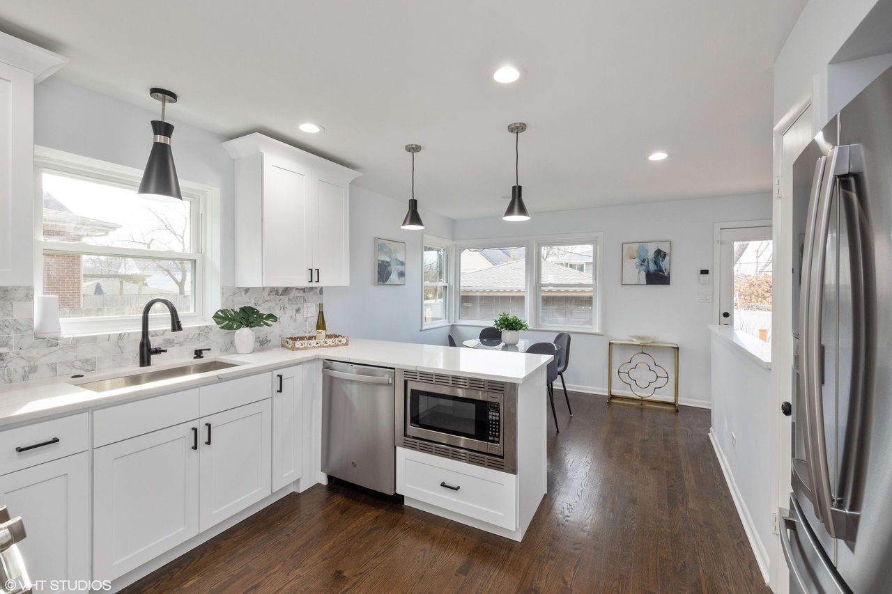 3838 Hampton Ave, Western Springs, IL 60558