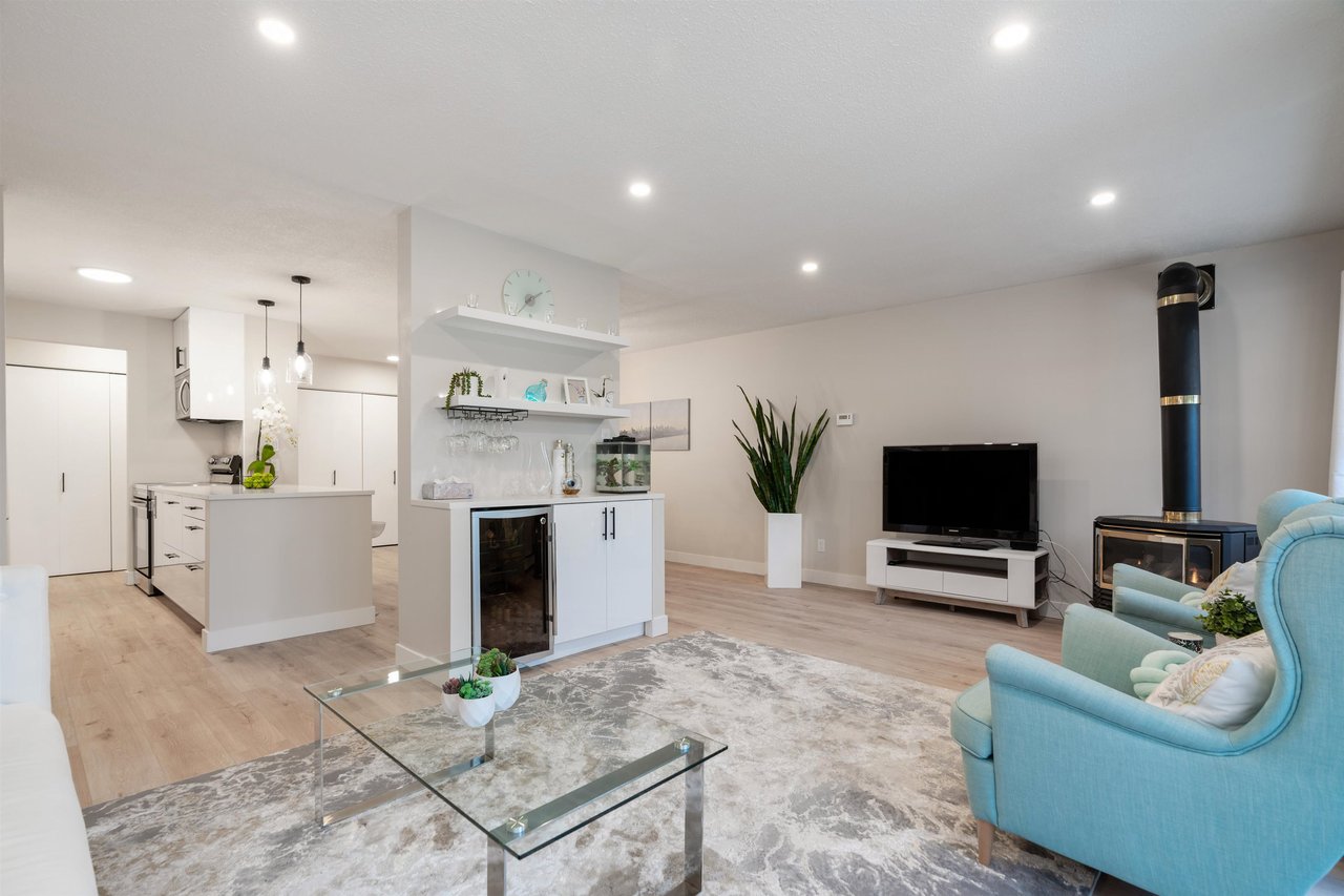 1-7305 Montecito Dr