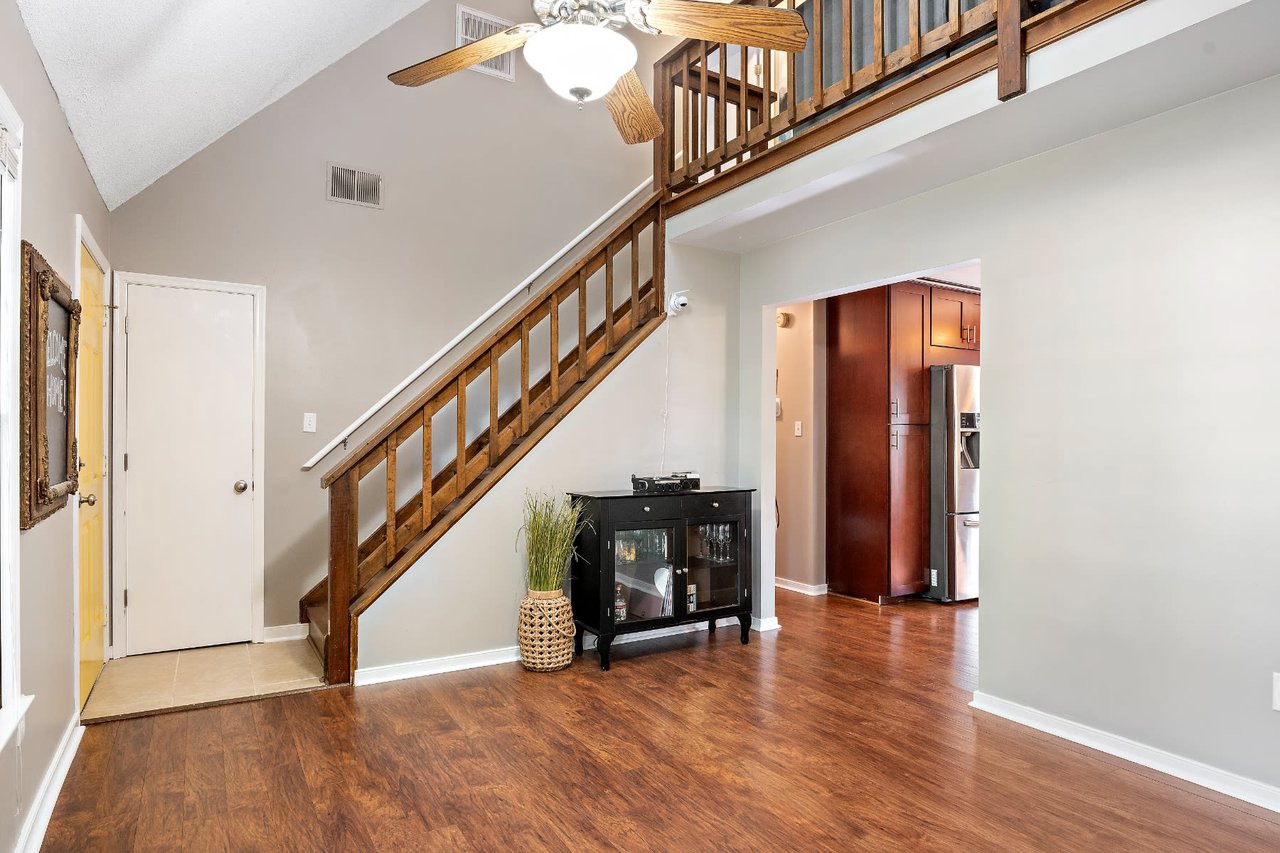 8914 Playground Circle