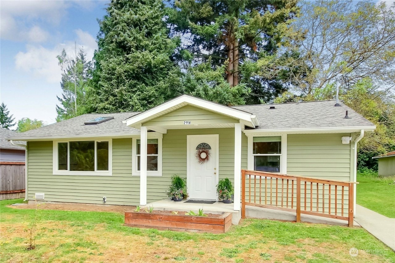 29 W Intercity Ave