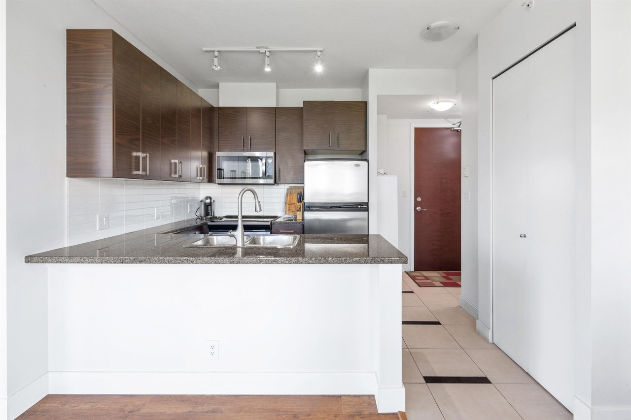 604-2355 Madison Ave