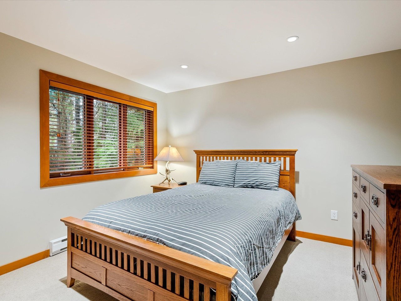 2540 Tricouni Pl