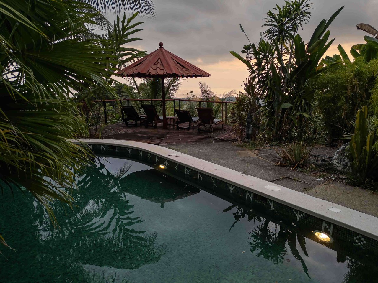 Ocean and Sunset View Home and Guest House near Dominical – 6.3 Acres