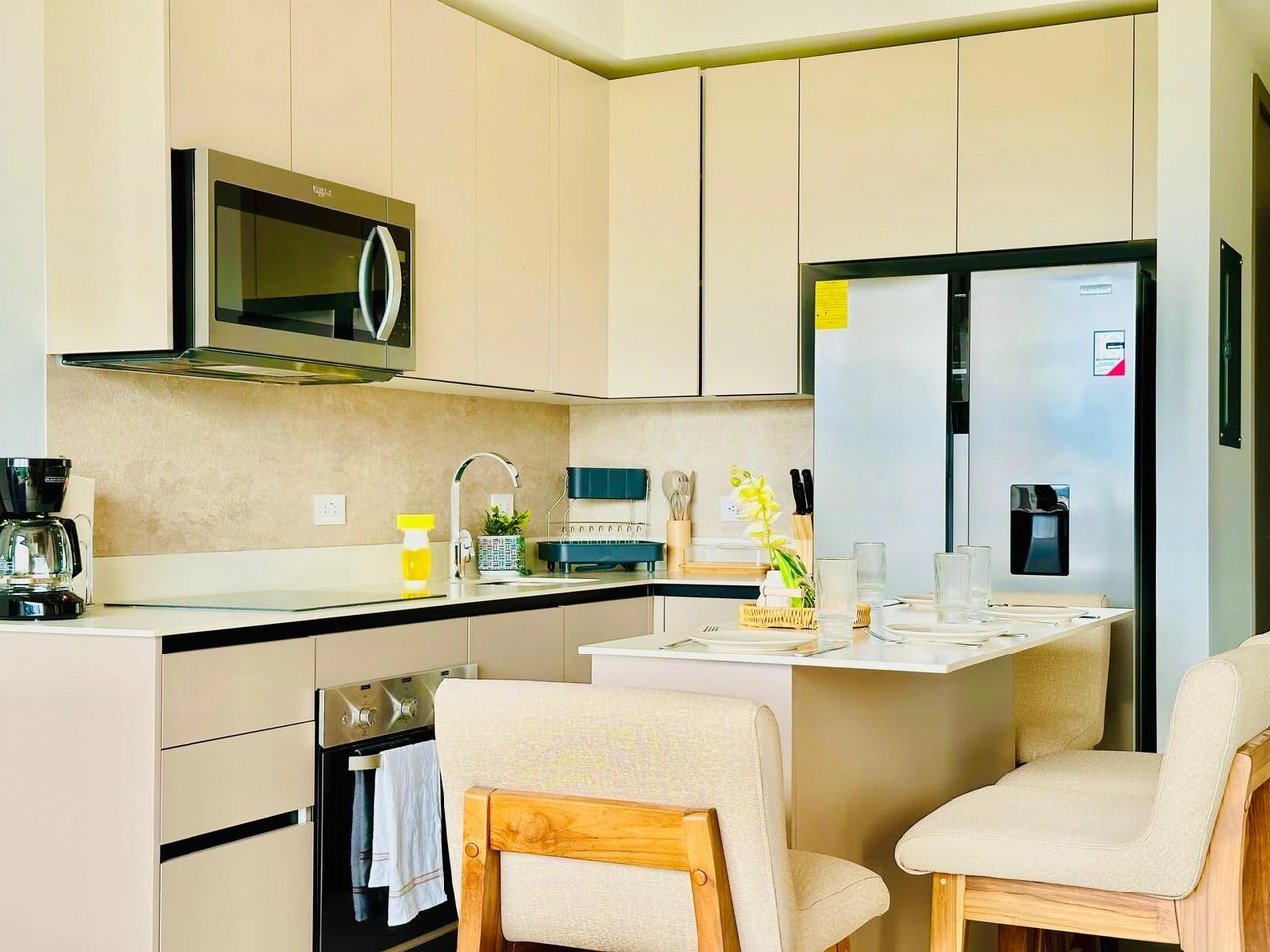 Furnished Urban Studio Condo, Sabana and Rohrmoser, San Jose