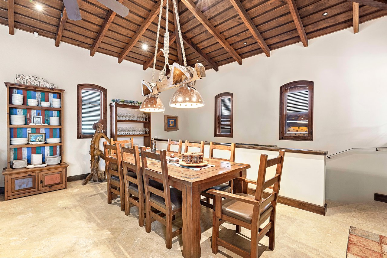 Casa Maya | Old World Charm & 1-Min Walk to Beach House in Las Catalinas