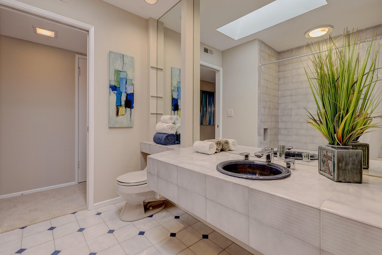 30 Mountain View Pl