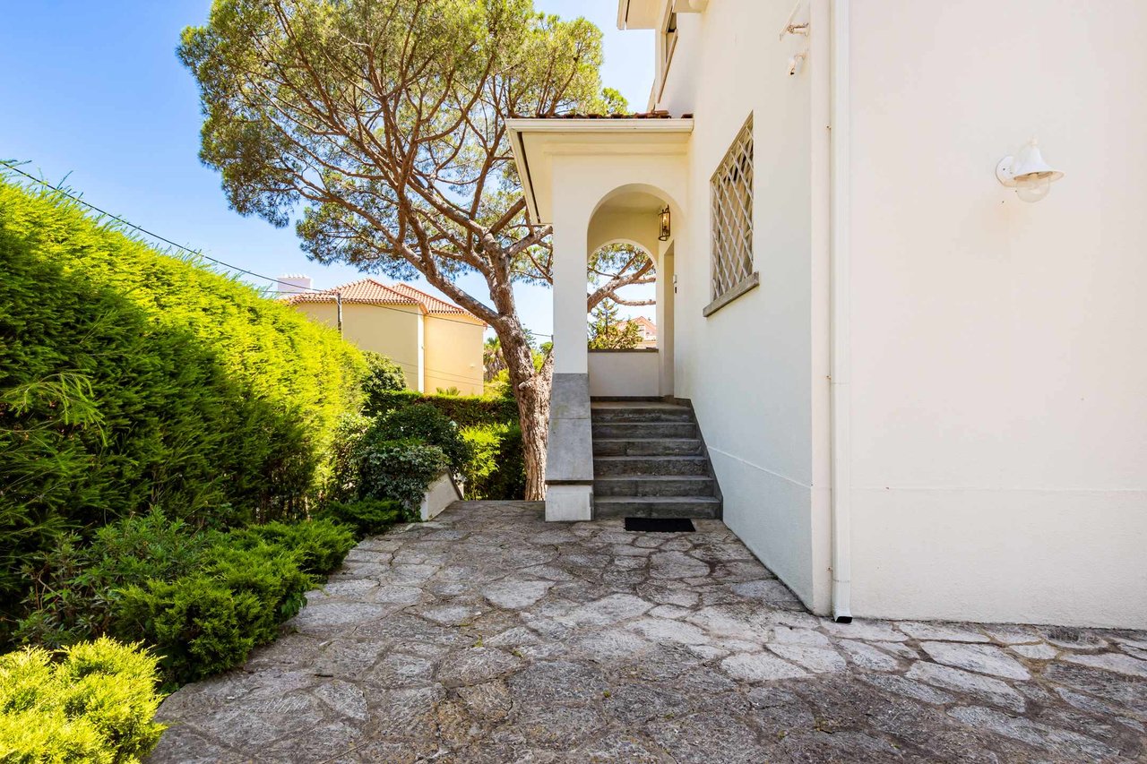 Exterior - Estoril Villa with Sea Views