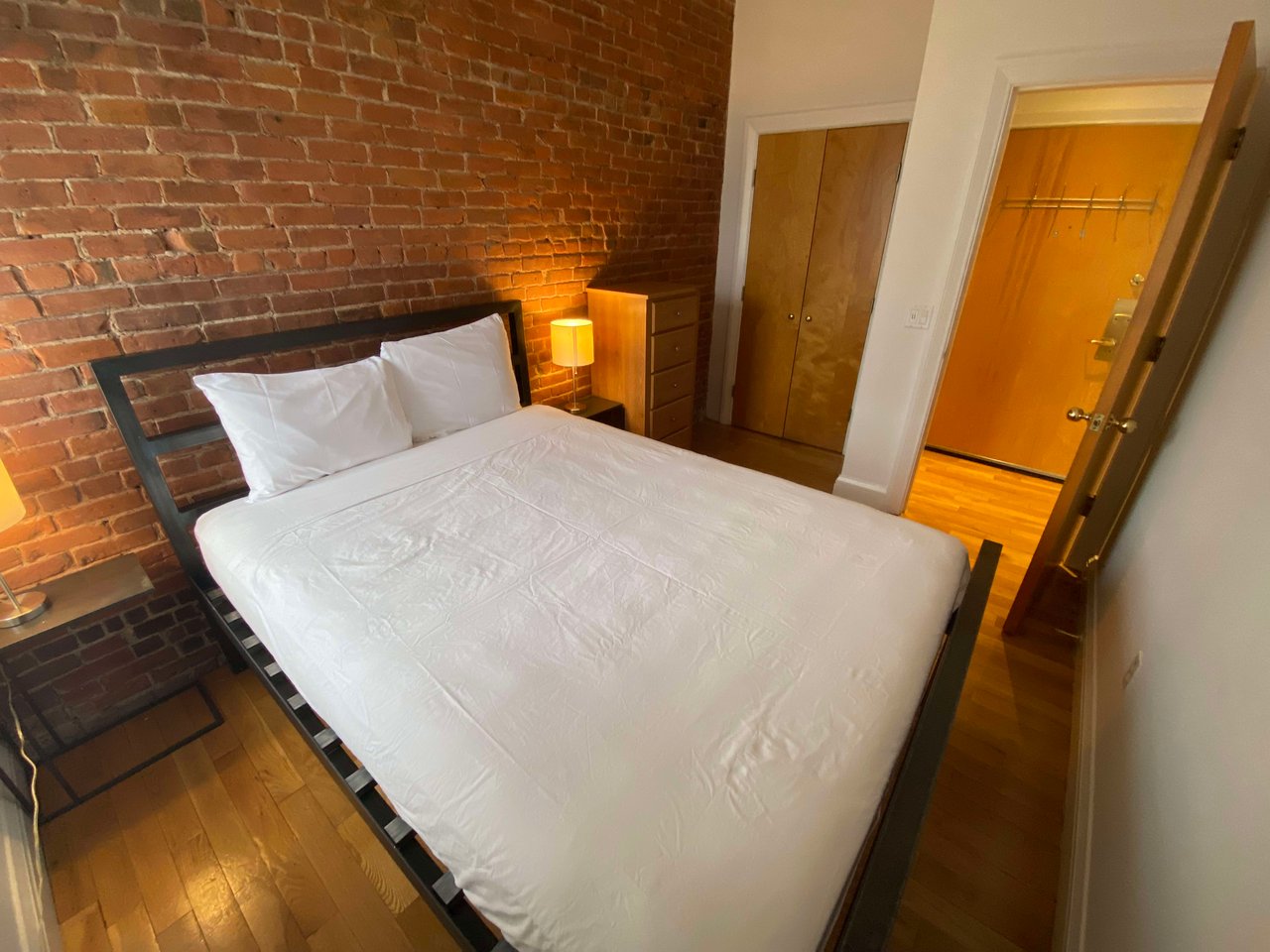 Fully Furnished "Turnkey" South End One Bed for JULY 1st