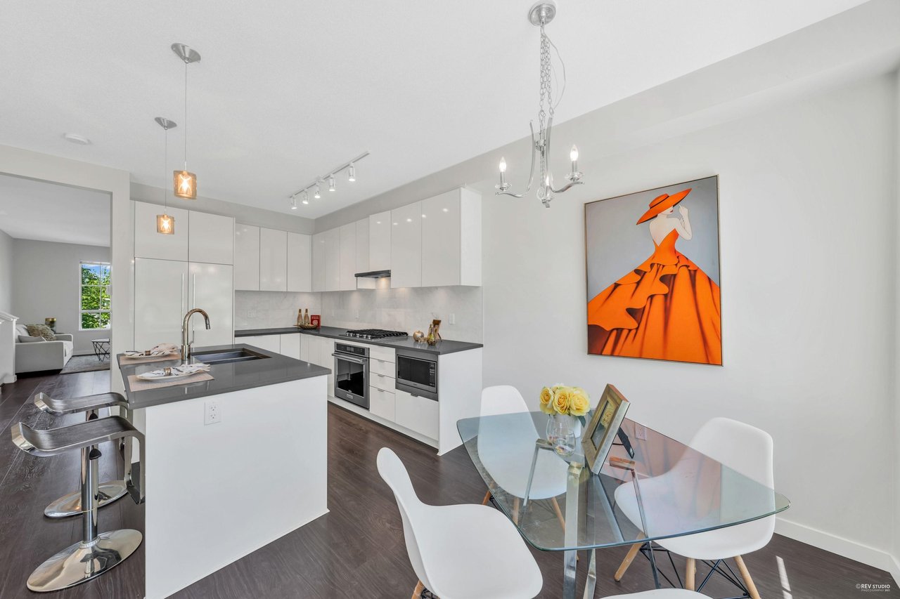 4-5510 Admiral Wy