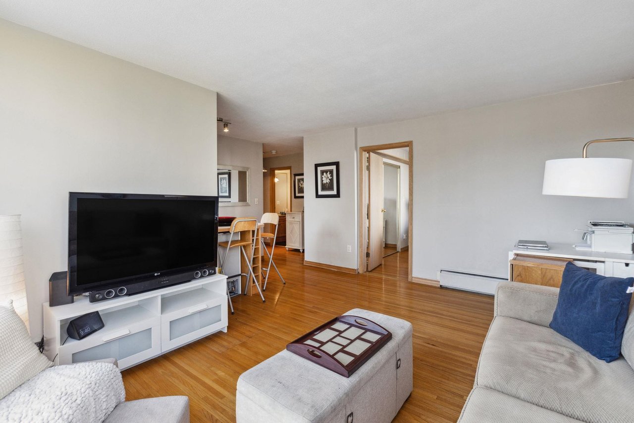 403-1250 Burnaby St