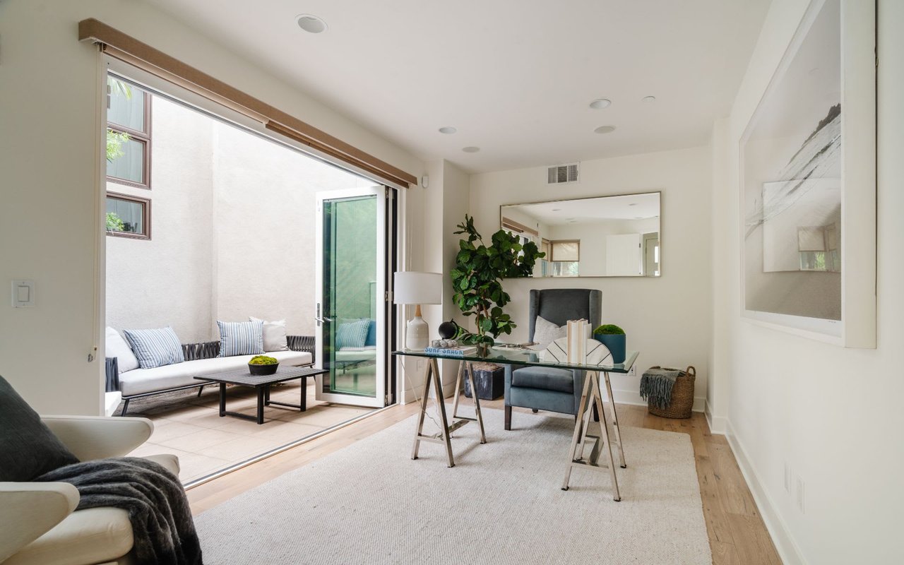 5840 W Seaglass Cir