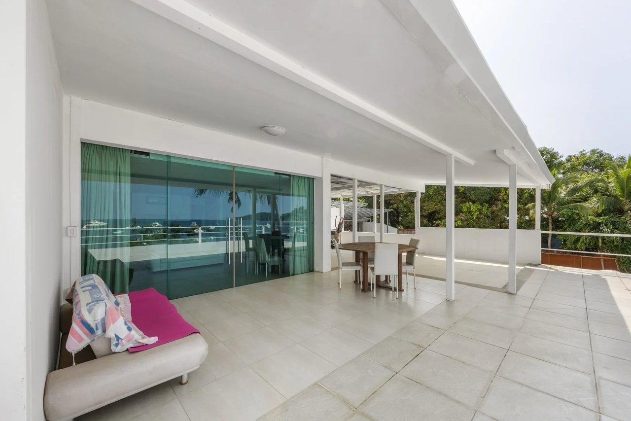 Beachfront Mixed Use Commercial Estate, Flamingo, Guanacaste