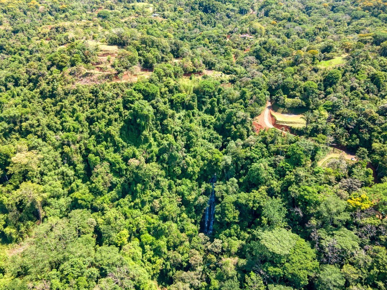 Waterfall Ocean View Land, Dominical, Puntarenas