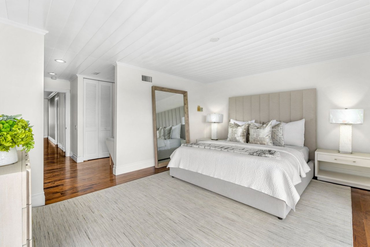 1425 Keel Drive