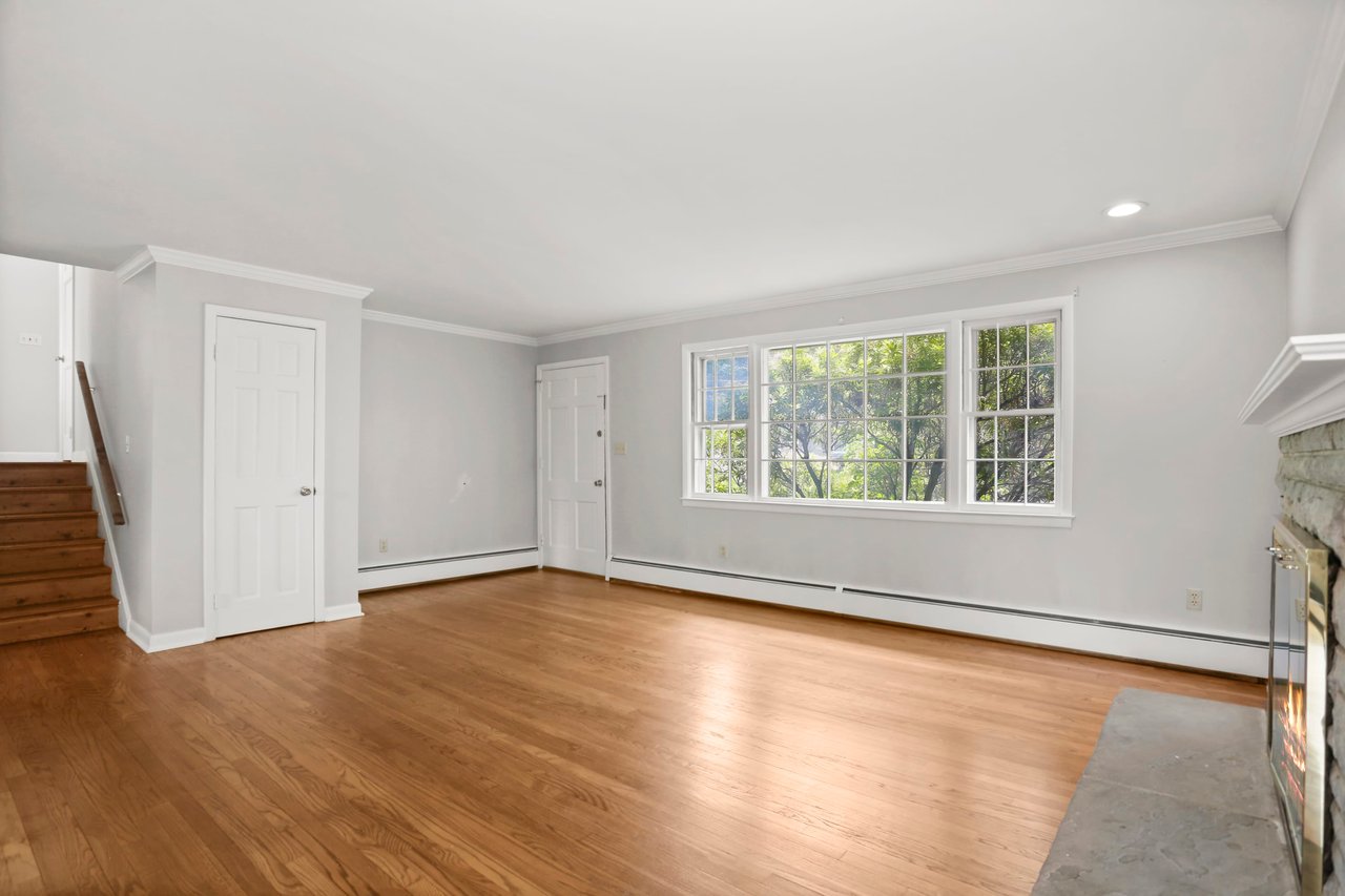 398 Greens Farms Road