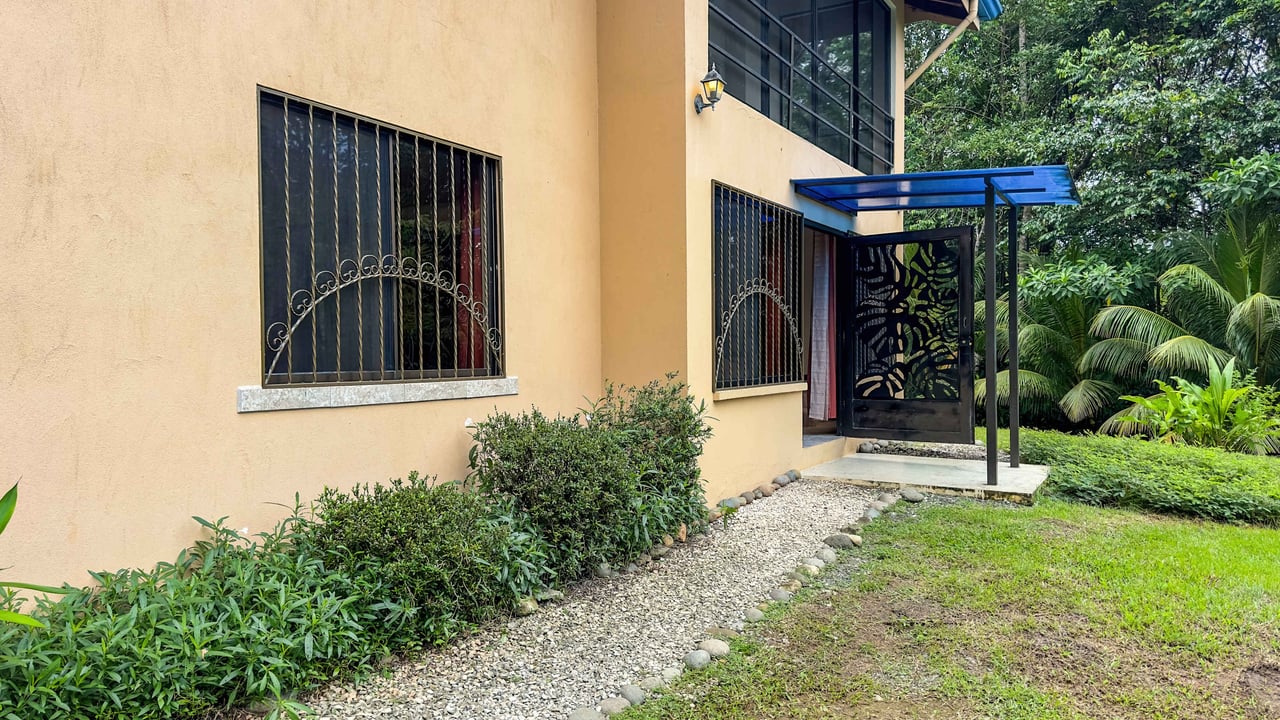 3 Bedroom Jungle Home in Ojochal