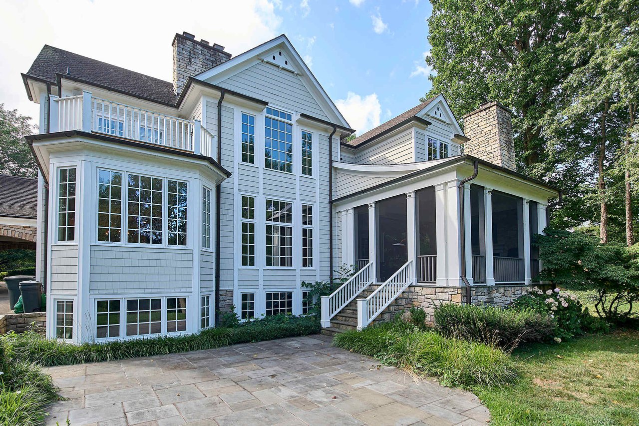 1 Norwood Rd, Charleston, WV 25314
