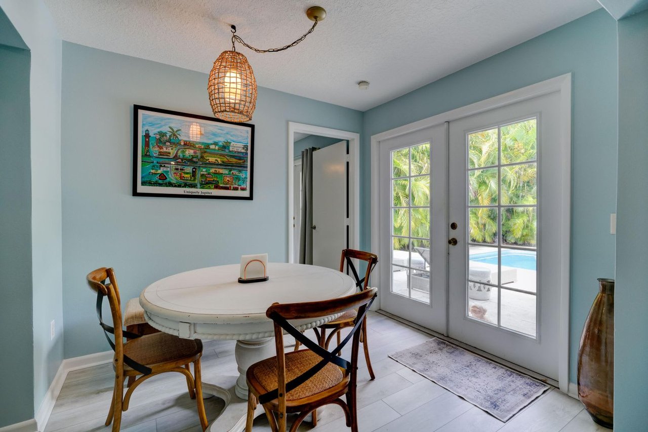117 Pine Hill Trl W
