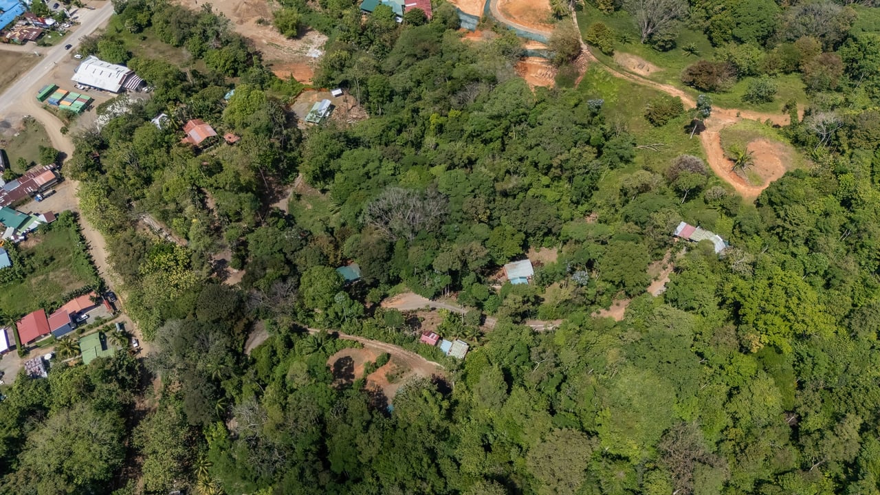9 Home Parcel With Land to Expand in a Prime Location! 
