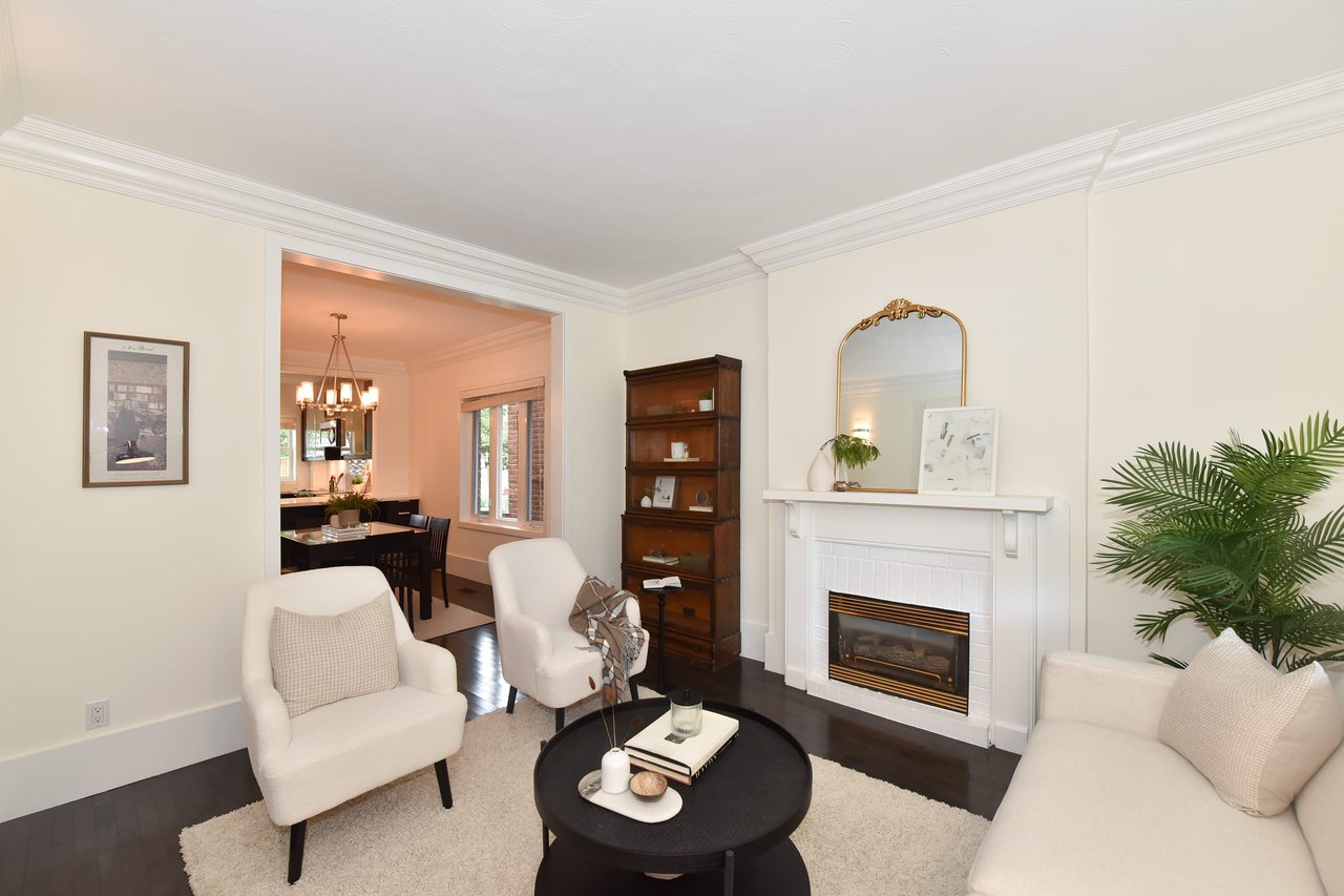 Semi-detached home in Bloor West Village