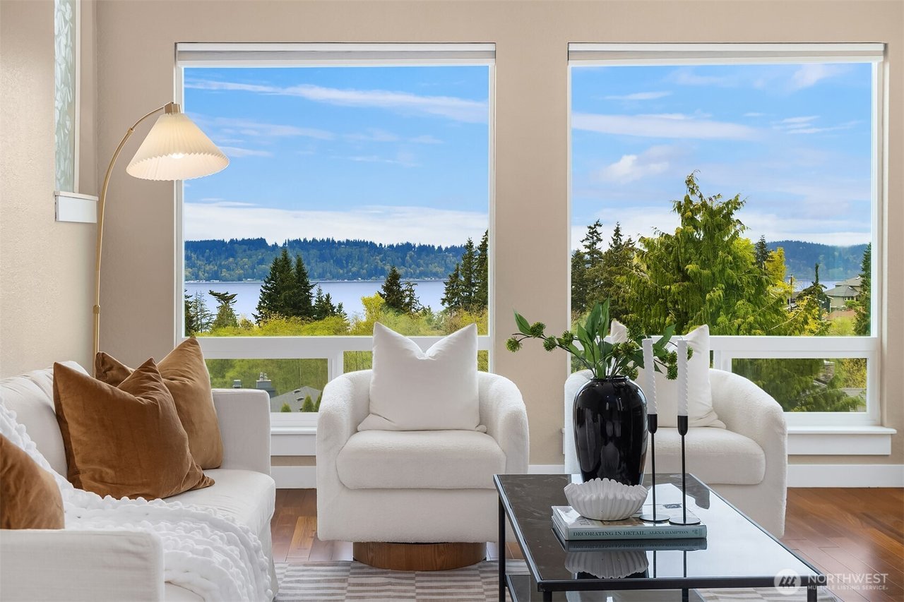 10612 MacArthur Lane, Mukilteo