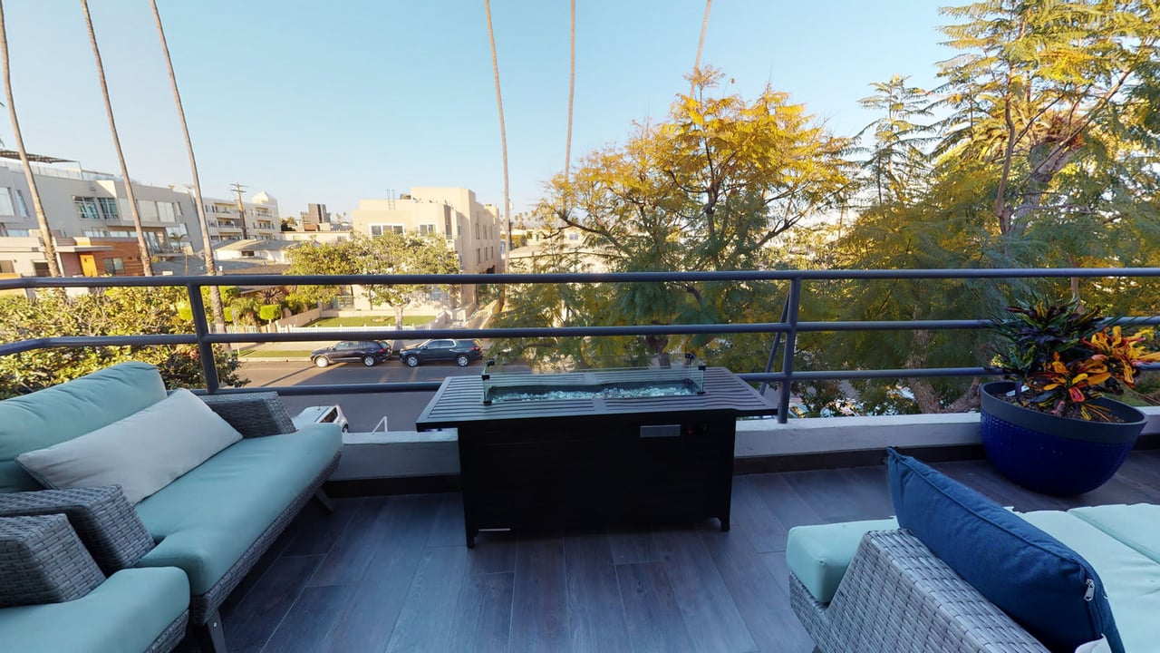 1532 9th Street Unit: 7