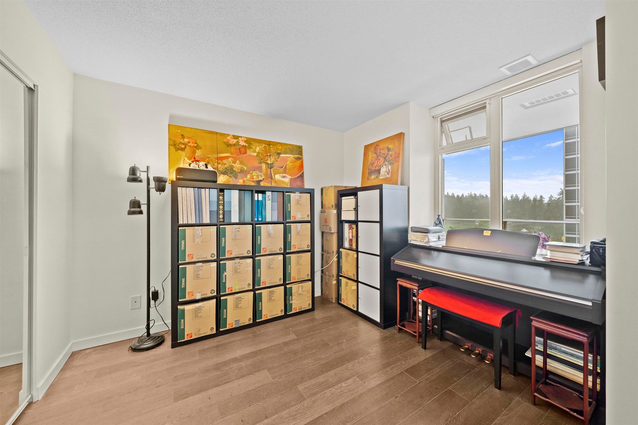 1808-5515 Boundary Rd