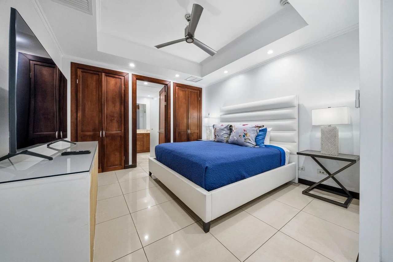 Renovated Carao Golf Condo, Flamingo, Guanacaste
