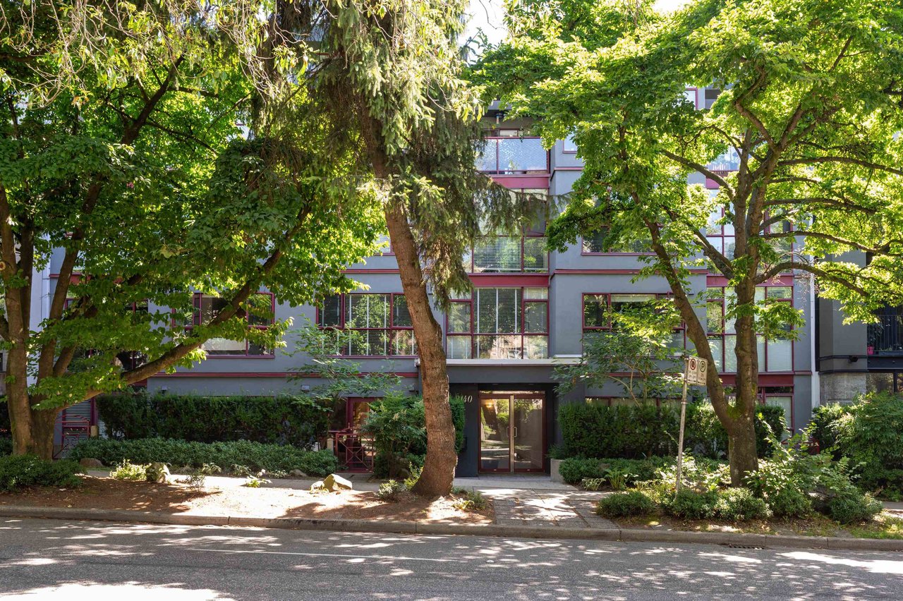 102-2140 W 12th Ave