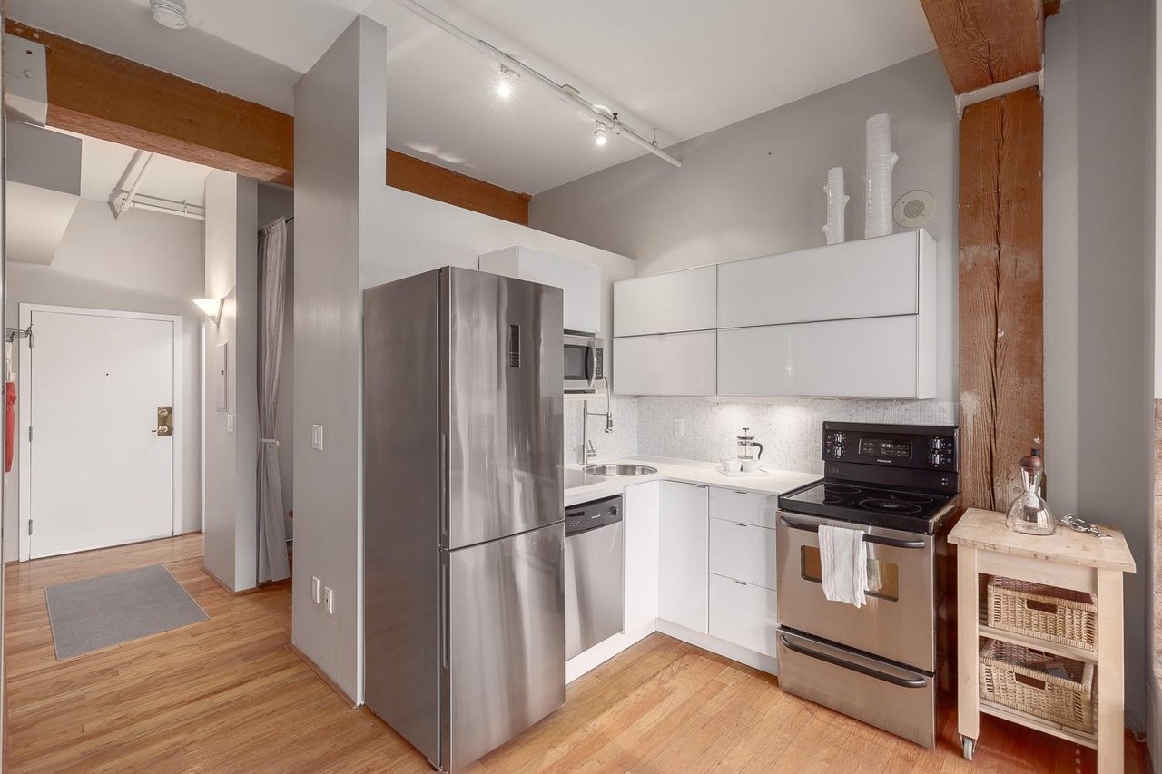 701-518 Beatty Street, Vancouver