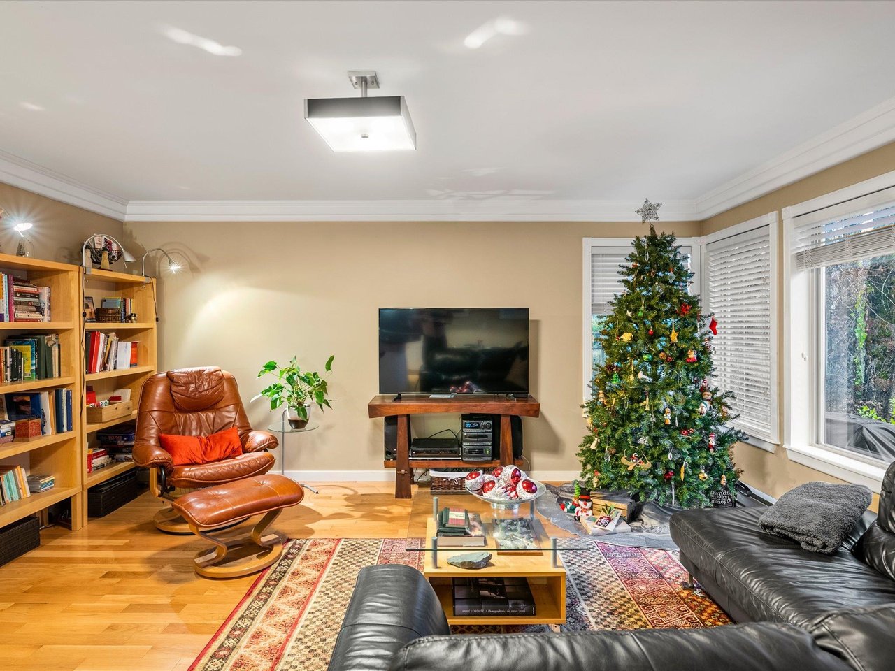 1014 Wenda Pl