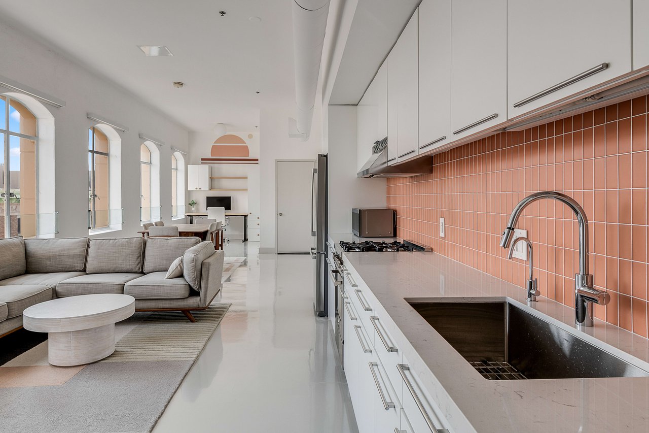 6253 Hollywood Blvd, Unit 1201