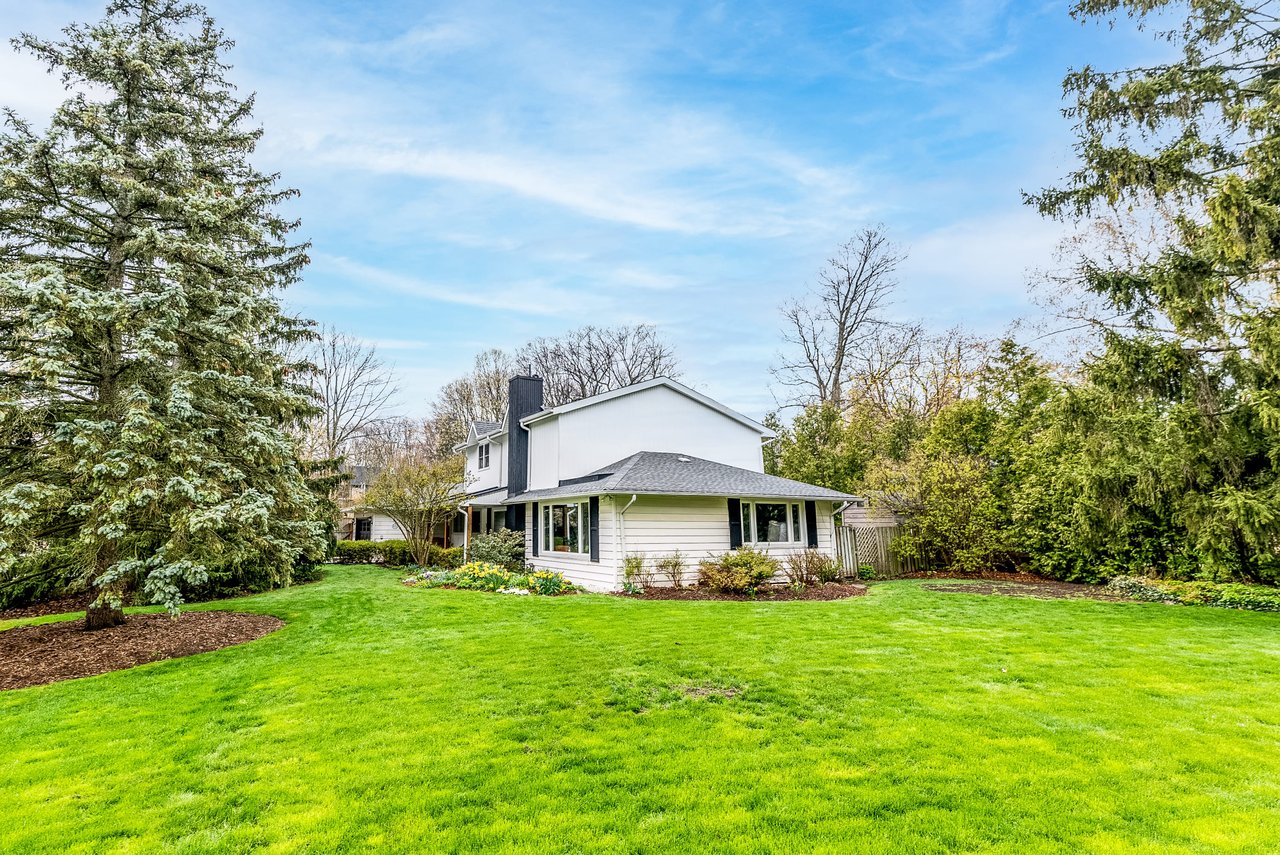 169 Oakes Dr