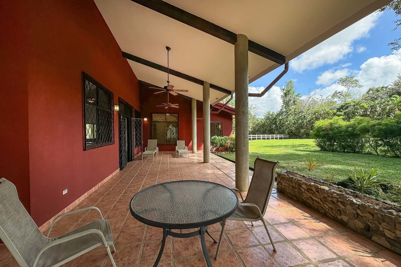 Mountain View Equestrian Ranch, Manuel Antonio, Puntarenas