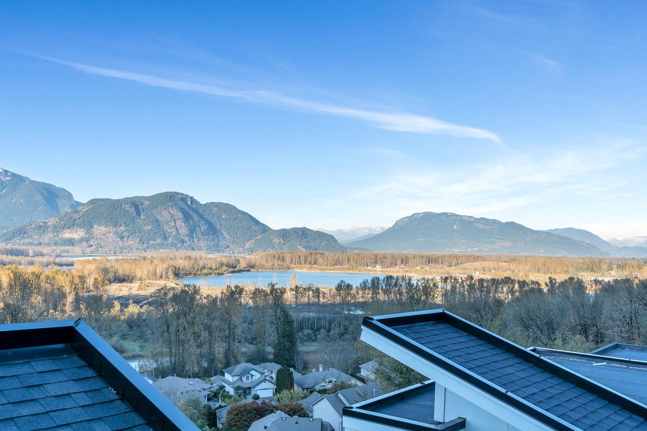 28-43998 Chilliwack Mountain Rd