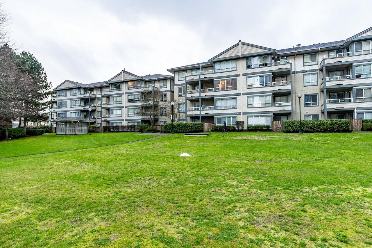 308-4990 Mcgeer Street, Vancouver