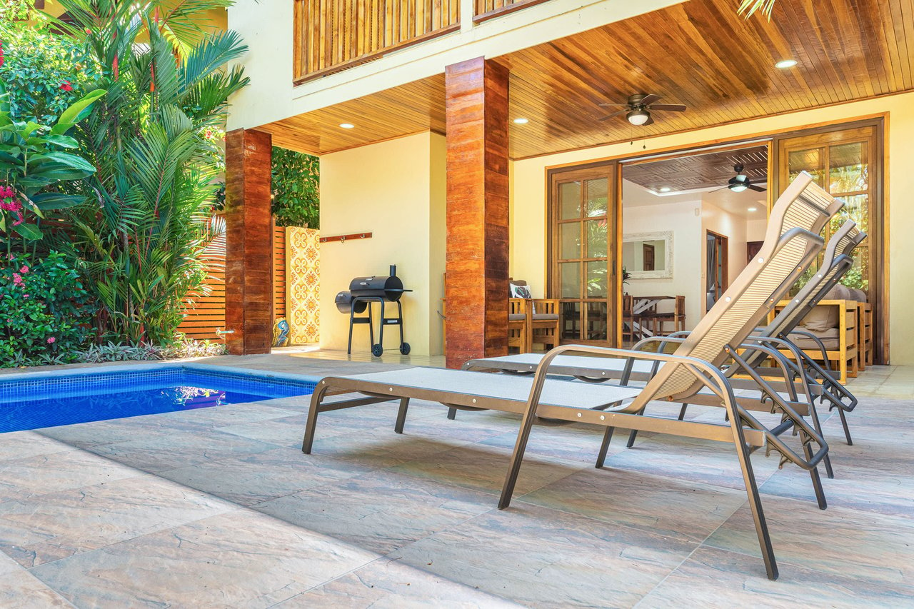 Villa del Sol: Steps To The Beach With A Private Pool