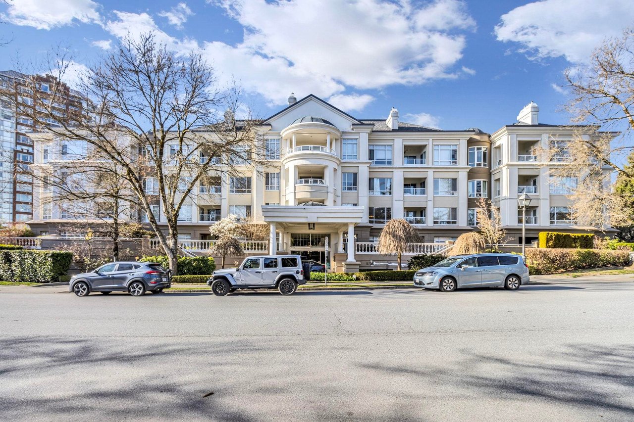217-5735 Hampton Pl