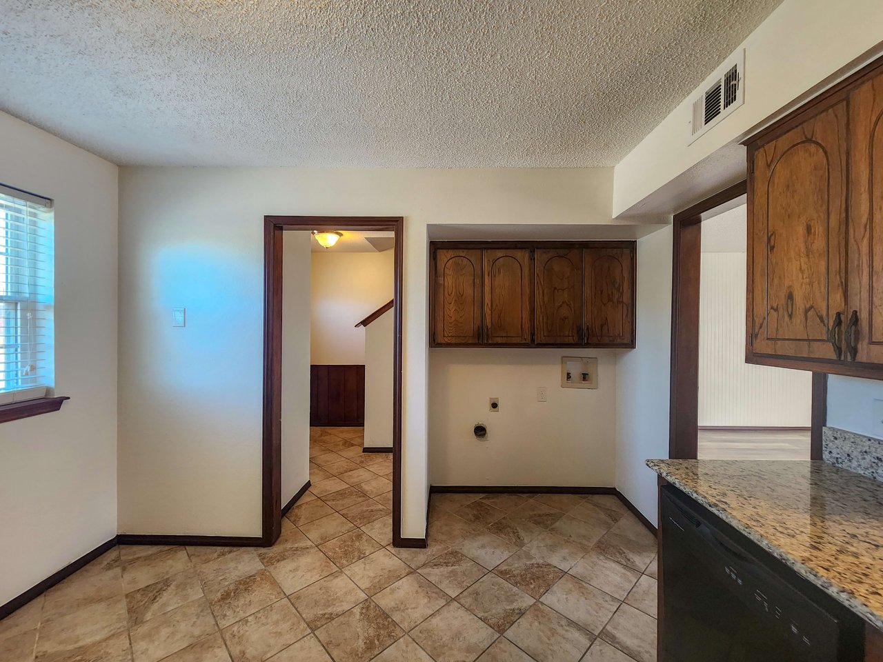 3901 N Kickapoo Unit 33